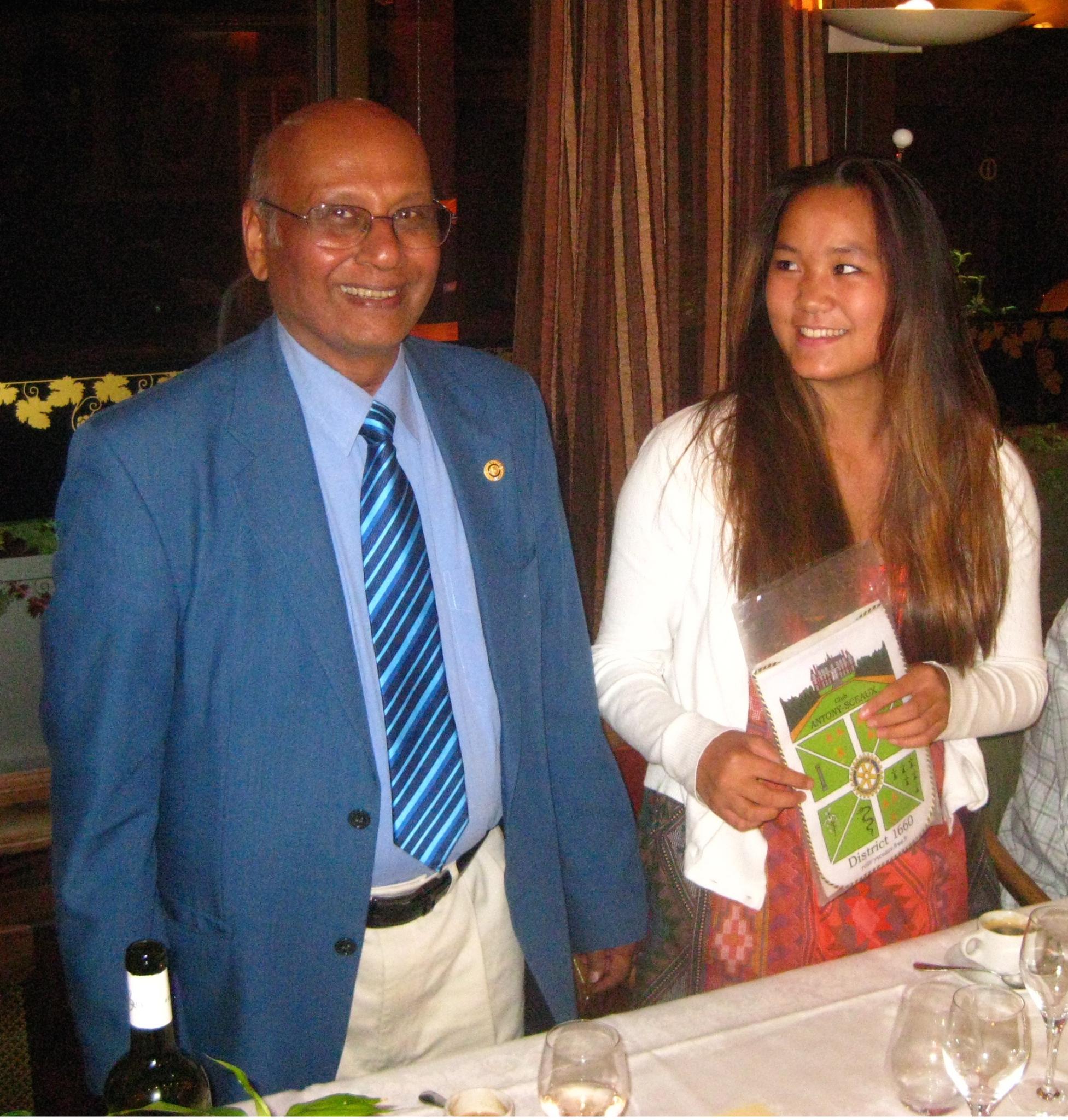 DM_ROTARY Student Exchange Dinner with Lillie  Yacine 1 19 08 2014 016